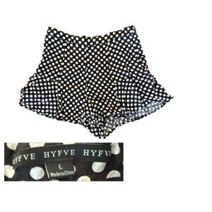 HYFVE Polka Dot Ruffle Shorts (Size L)